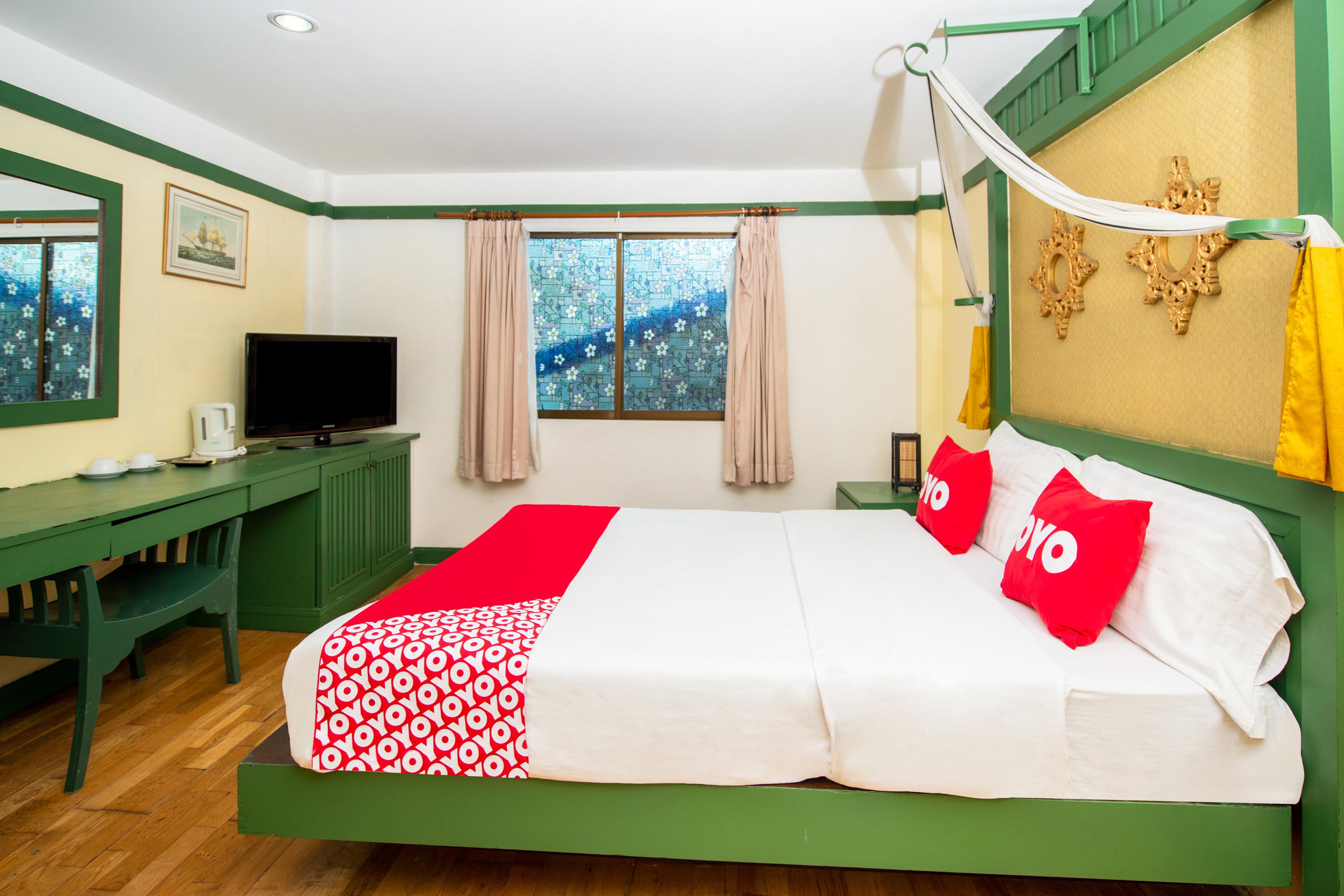 Oyo 255 The Ocean Hotel Patong Екстериор снимка