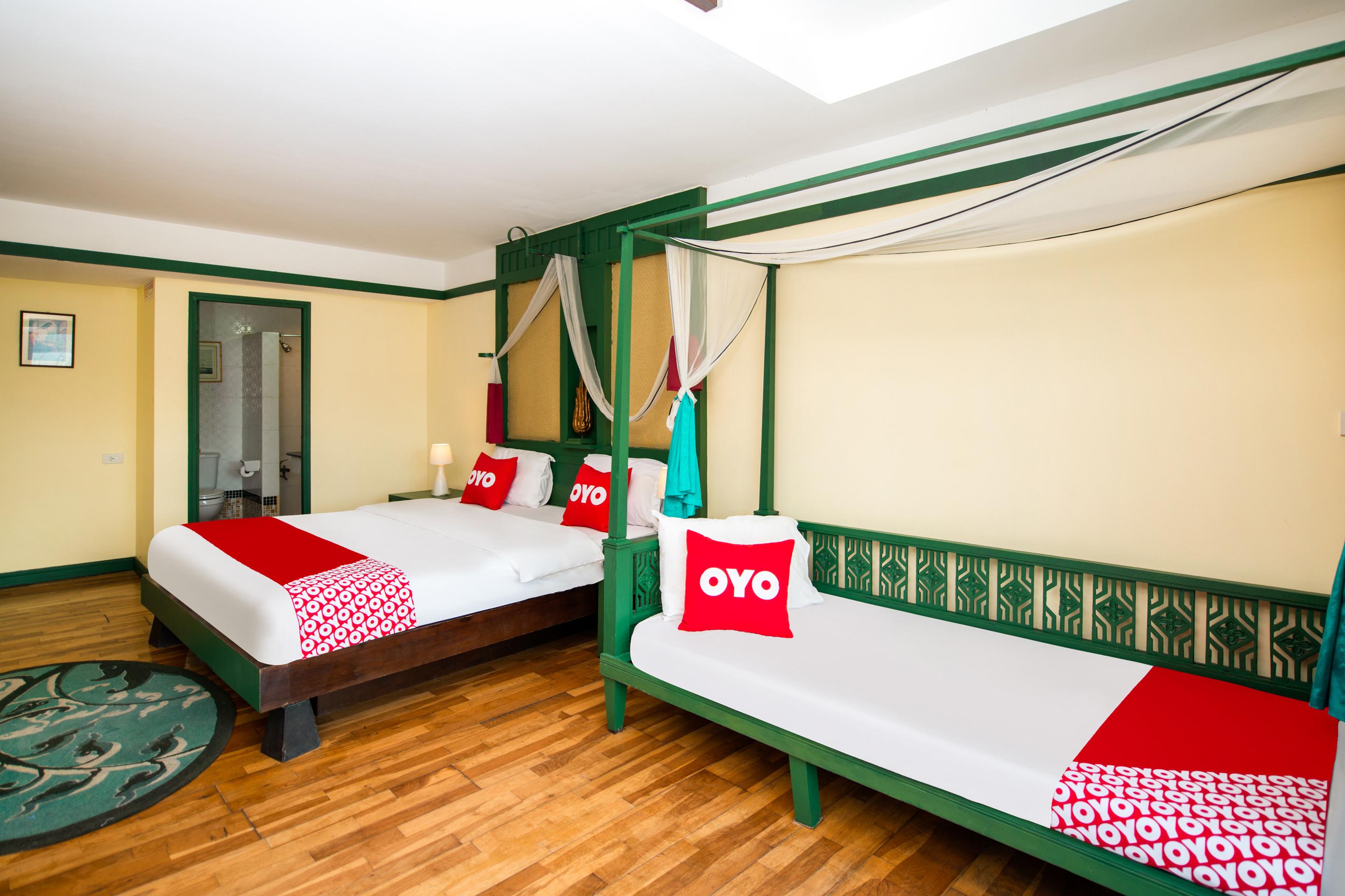 Oyo 255 The Ocean Hotel Patong Екстериор снимка