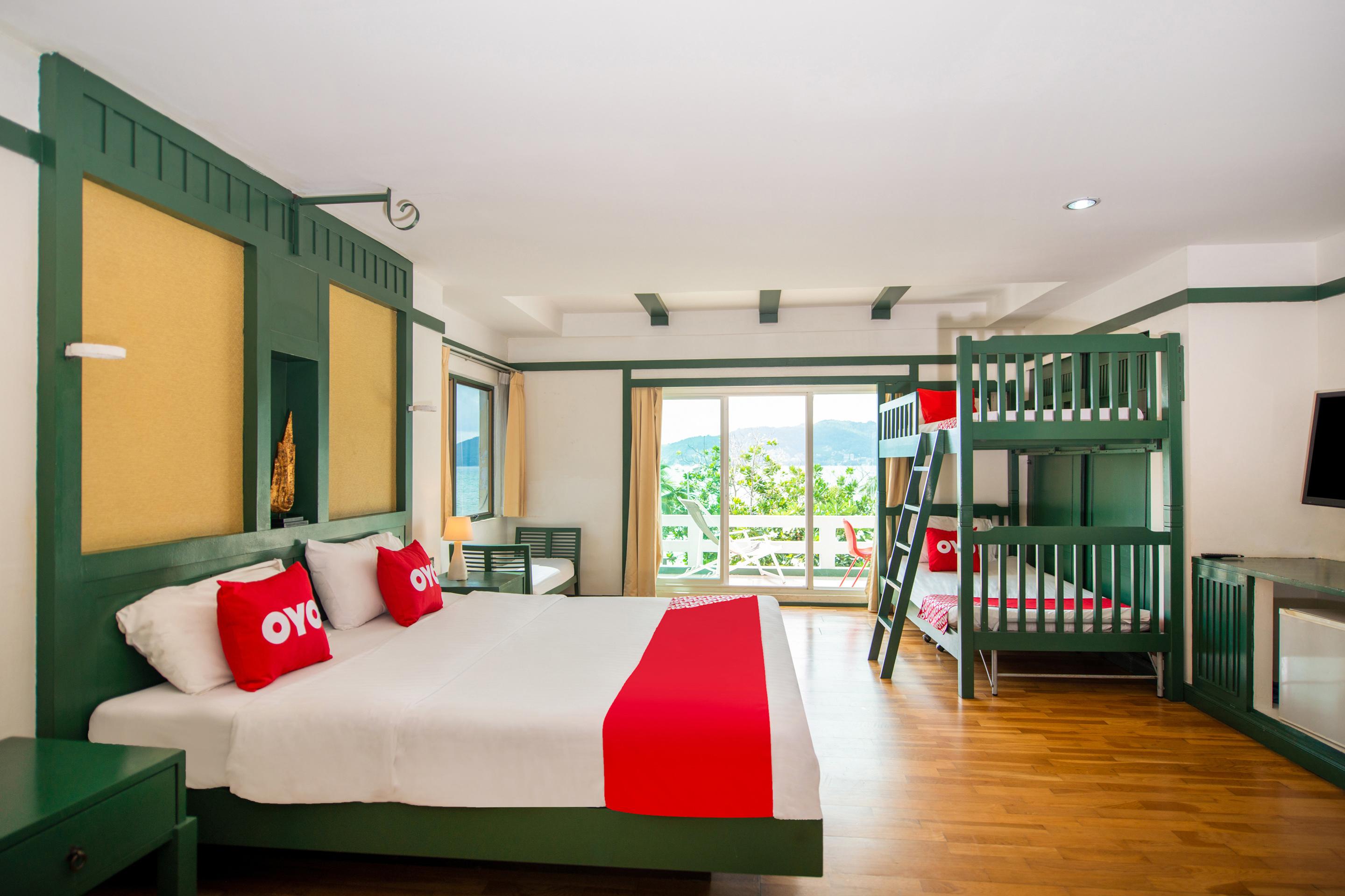 Oyo 255 The Ocean Hotel Patong Екстериор снимка