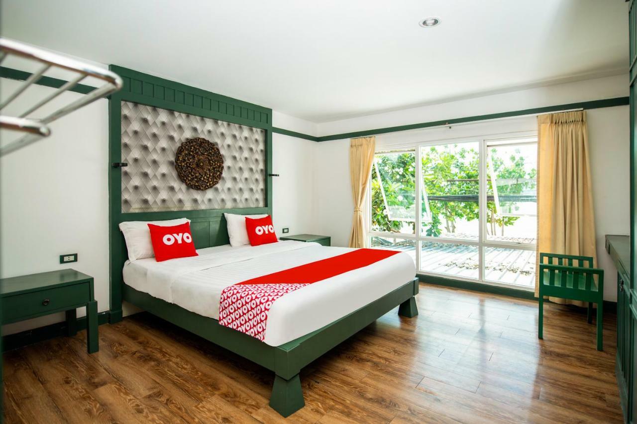 Oyo 255 The Ocean Hotel Patong Екстериор снимка