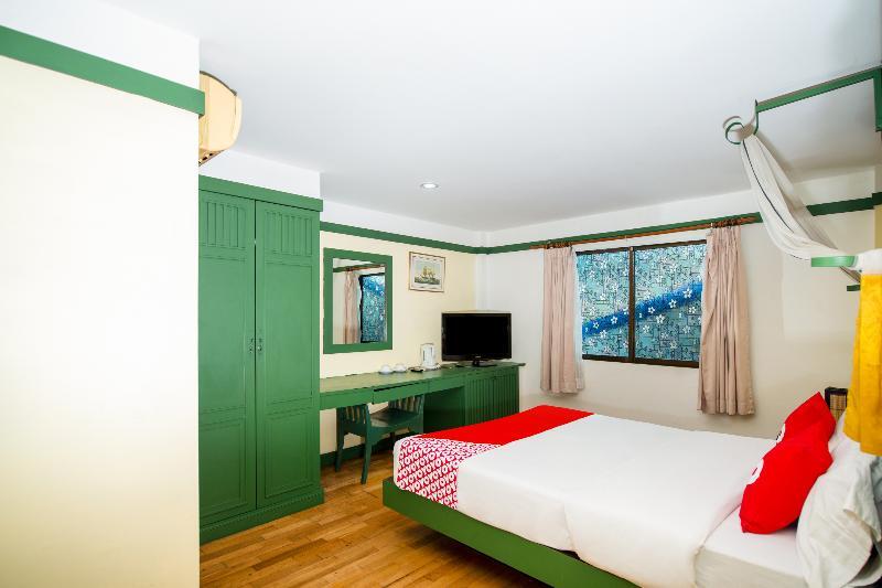 Oyo 255 The Ocean Hotel Patong Екстериор снимка