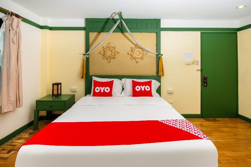 Oyo 255 The Ocean Hotel Patong Екстериор снимка